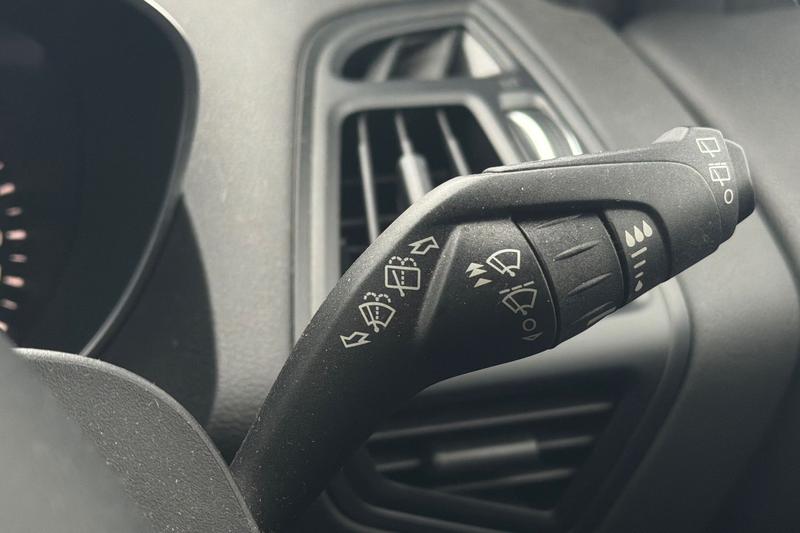 Used Ford Kuga 2015 for sale - 77910313: Photo 15