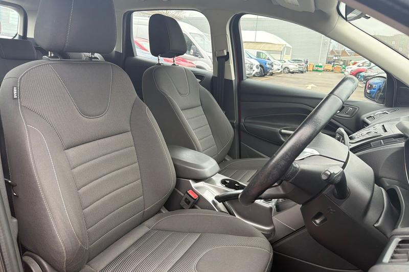 Used Ford Kuga 2015 for sale - 77910313: Photo 17