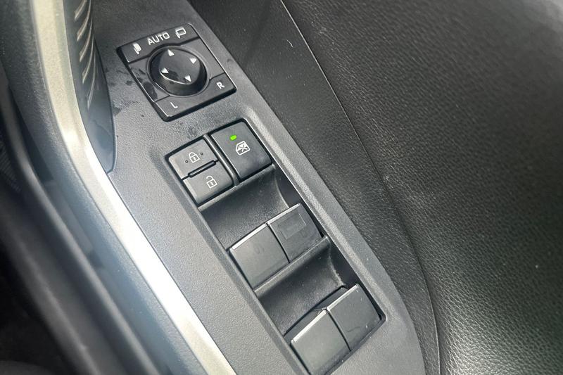 Used Toyota RAV4 2019 for sale - 76920044: Photo 16