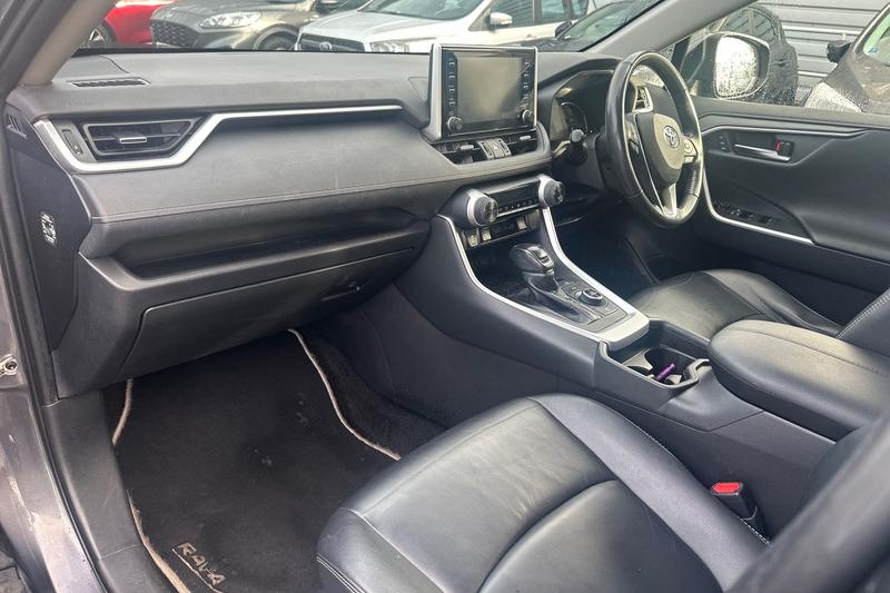 Used Toyota RAV4 2019 for sale - 76920044: Photo 18