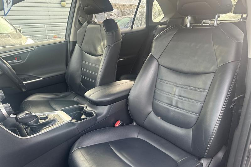 Used Toyota RAV4 2019 for sale - 76920044: Photo 19