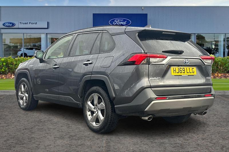 Used Toyota RAV4 2019 for sale - 76920044: Photo 2