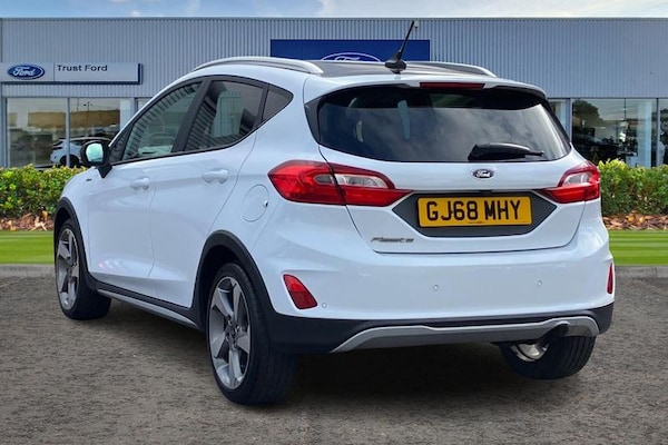 Used Ford Fiesta 2018 for sale - 76209410: Photo 2