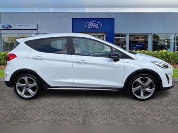 Used Ford Fiesta 2018 for sale - 76209410: Photo 3