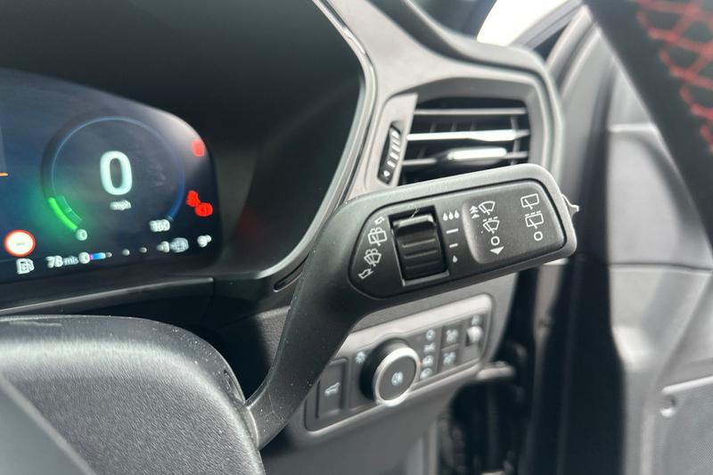 Used Ford Kuga 2025 for sale - 77505696: Photo 15