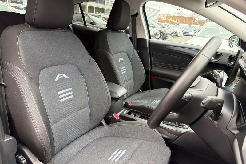 Used Ford Focus 2023 for sale - 77653689: Photo 17