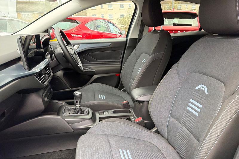 Used Ford Focus 2023 for sale - 77653689: Photo 19