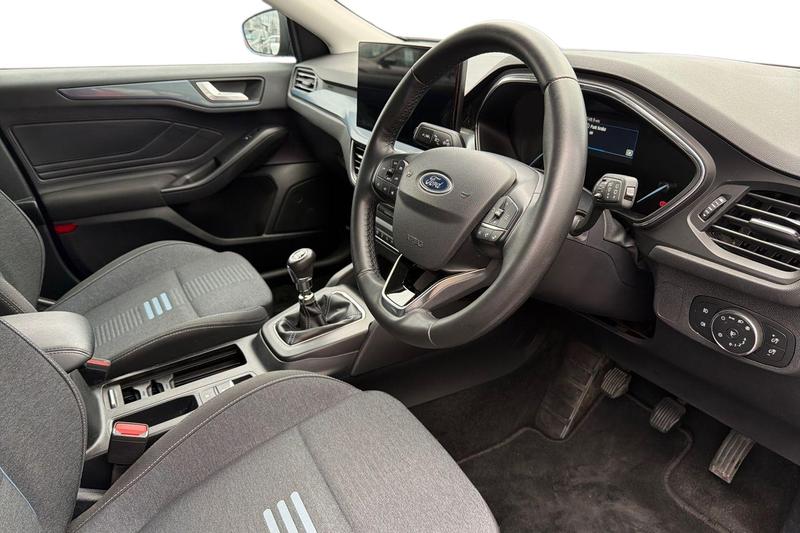 Used Ford Focus 2023 for sale - 77653689: Photo 9