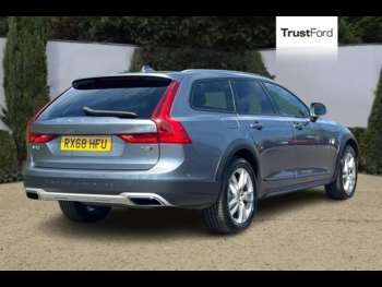 Used Volvo V90 2018 for sale - 74620303: Photo