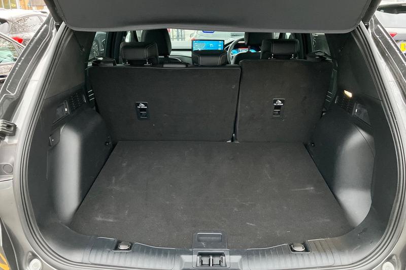 Used Ford Kuga 2025 for sale - 76984869: Photo 21