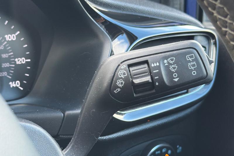 Used Ford Fiesta 2017 for sale - 77619930: Photo 15