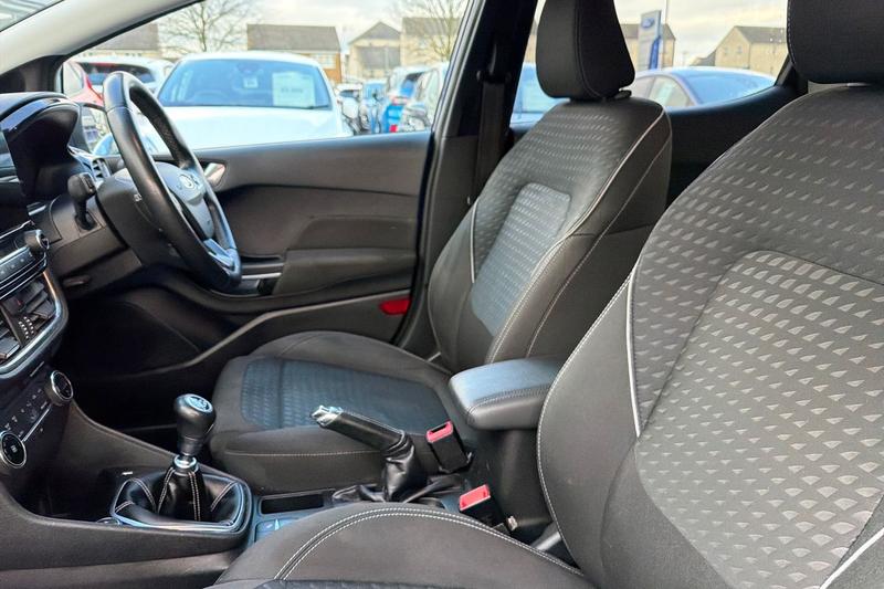 Used Ford Fiesta 2017 for sale - 77619930: Photo 19