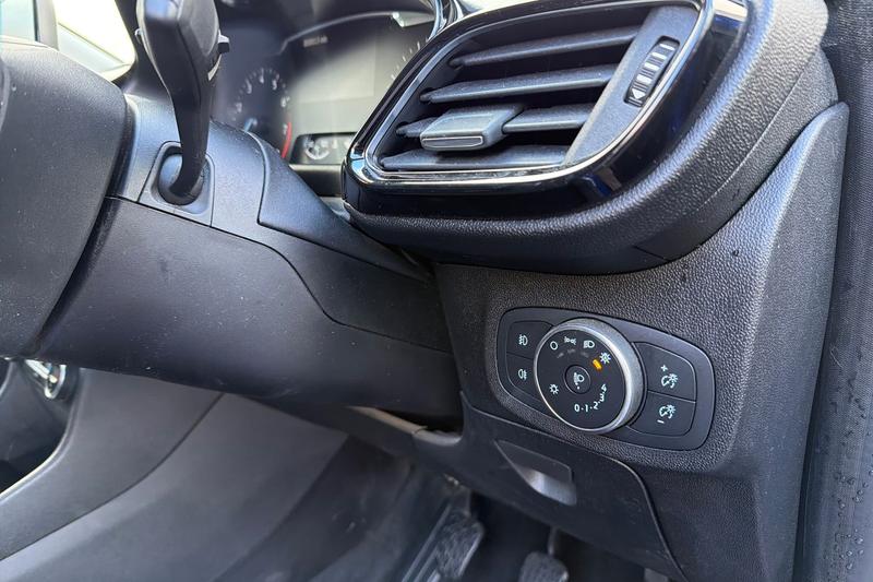 Used Ford Fiesta 2017 for sale - 77619930: Photo 23