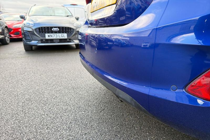 Used Ford Fiesta 2017 for sale - 77619930: Photo 24