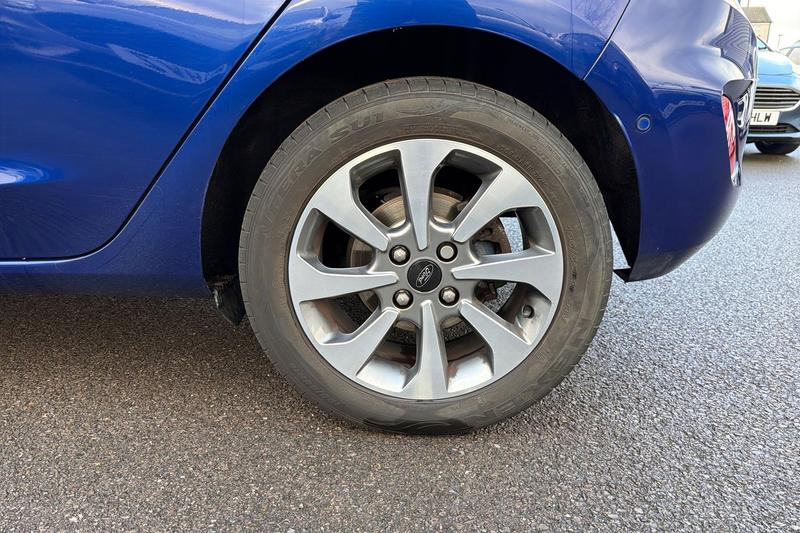 Used Ford Fiesta 2017 for sale - 77619930: Photo 8