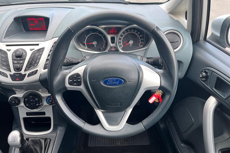 Used Ford Fiesta 2011 for sale - 76355562: Photo 12