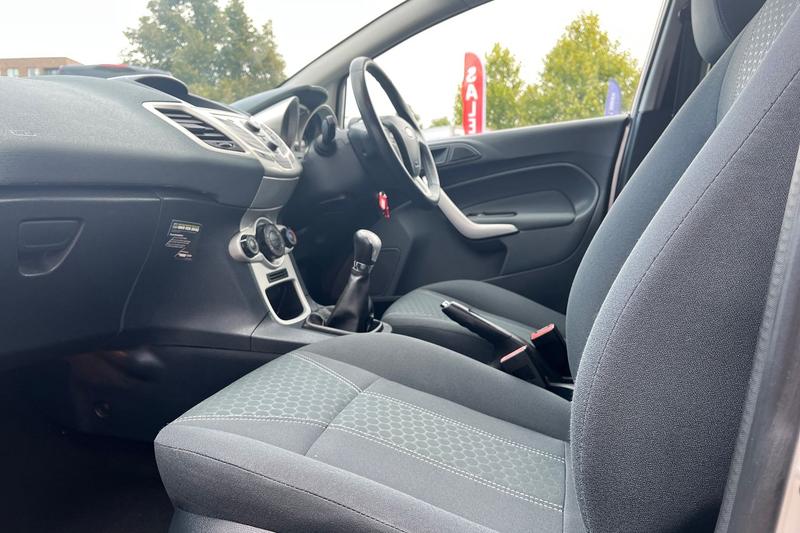Used Ford Fiesta 2011 for sale - 76355562: Photo 18