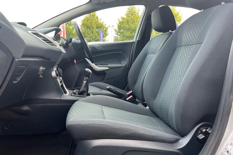 Used Ford Fiesta 2011 for sale - 76355562: Photo 19