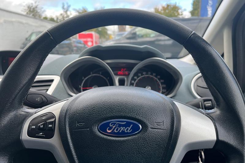 Used Ford Fiesta 2011 for sale - 76355562: Photo 23