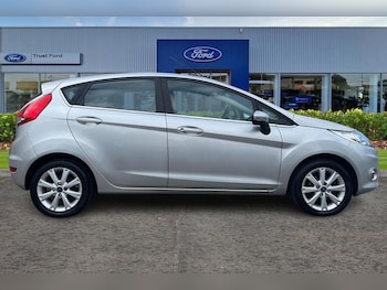 Used Ford Fiesta 2011 for sale - 76355562: Photo
