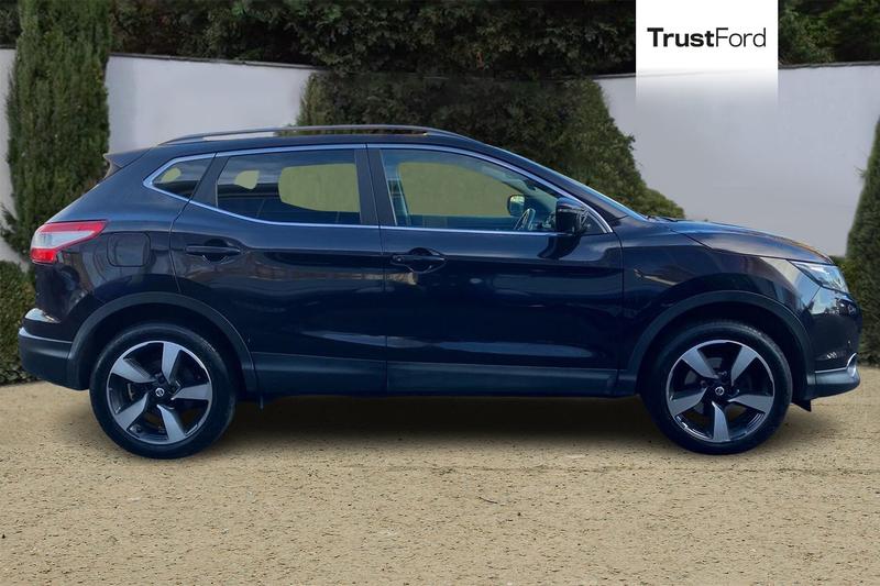Used Nissan Qashqai 2017 for sale - 77059278: Photo 3