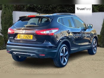 Used Nissan Qashqai 2017 for sale - 77059278: Photo