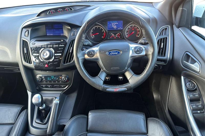 Used Ford Focus 2013 for sale - 77138311: Photo 11