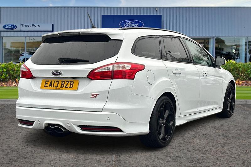 Used Ford Focus 2013 for sale - 77138311: Photo 4