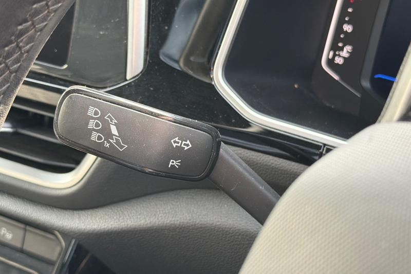 Used Volkswagen T-Roc 2022 for sale - 77965947: Photo 14