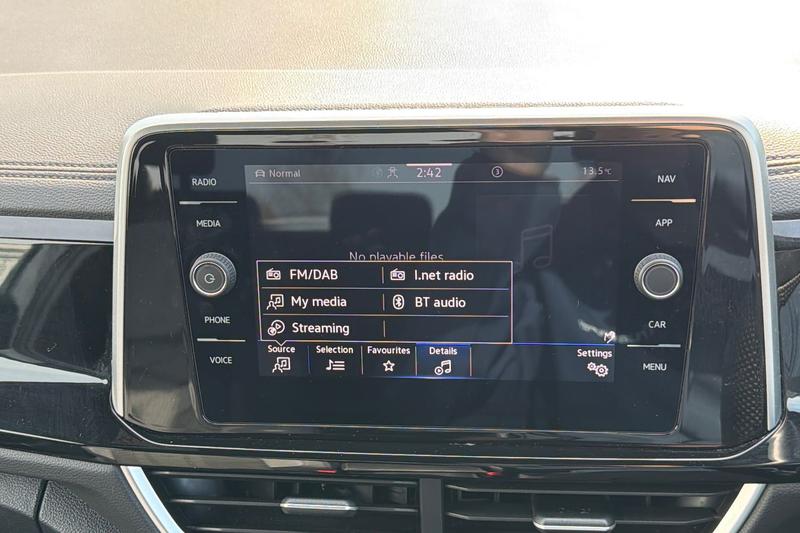 Used Volkswagen T-Roc 2022 for sale - 77965947: Photo 30