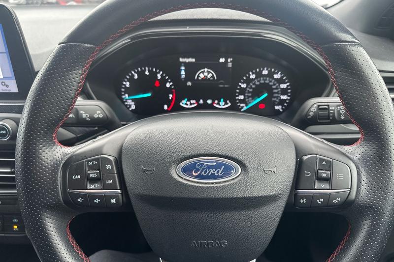 Used Ford Focus 2018 for sale - 76819070: Photo 12