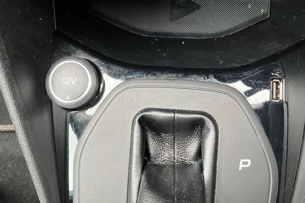 Used Ford Fiesta 2018 for sale - 76277302: Photo 25