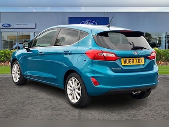 Used Ford Fiesta 2018 for sale - 76277302: Photo 2