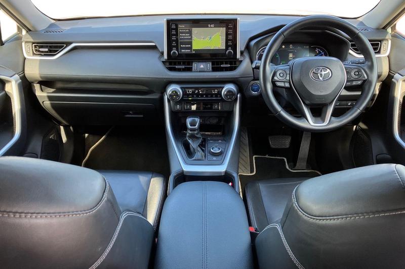 Used Toyota RAV4 2019 for sale - 76172609: Photo 10