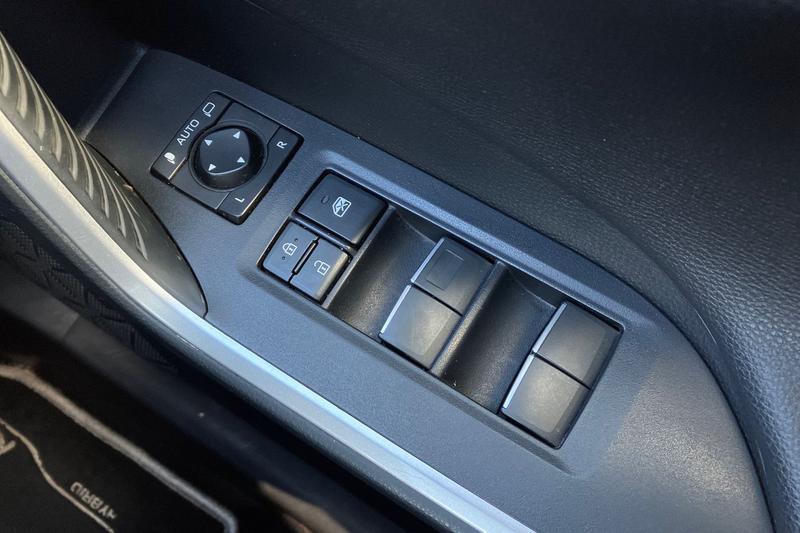 Used Toyota RAV4 2019 for sale - 76172609: Photo 16