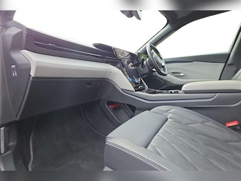 Used Ford Explorer 2025 for sale - 78886080: Photo