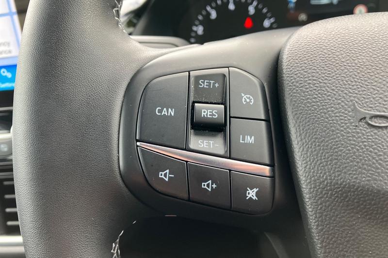 Used Ford Fiesta 2023 for sale - 76400119: Photo 32