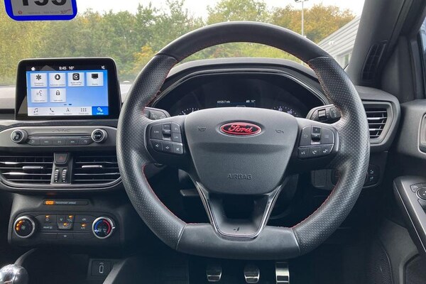 Used Ford Focus 2020 for sale - 76222654: Photo 12