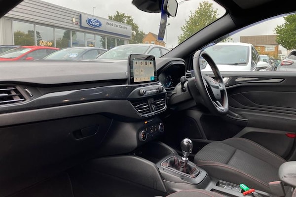 Used Ford Focus 2020 for sale - 76222654: Photo 18
