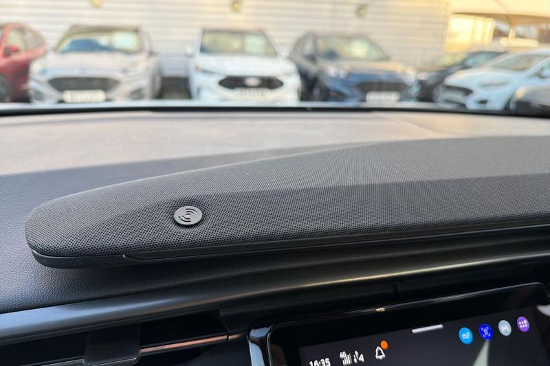 Used Ford Explorer 2025 for sale - 77724647: Photo 37