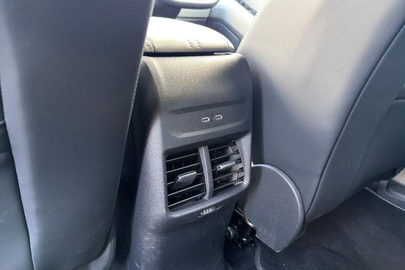 Used Ford Explorer 2025 for sale - 77724647: Photo 38