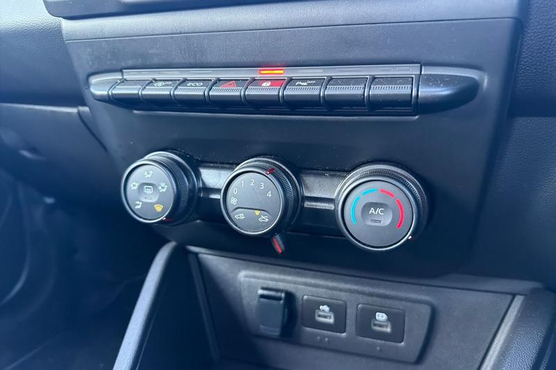 Used Dacia Duster 2023 for sale - 77435106: Photo 30