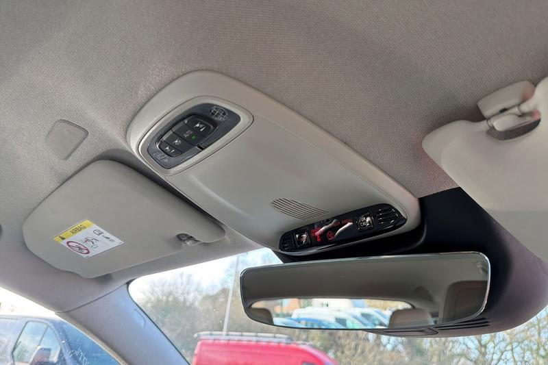 Used Volvo XC40 2020 for sale - 77834315: Photo 28