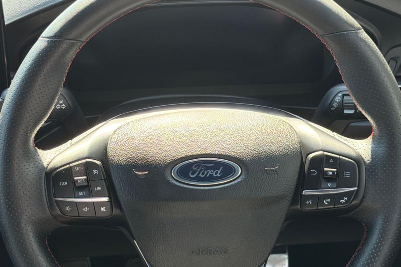 Used Ford Focus 2023 for sale - 78153022: Photo 12