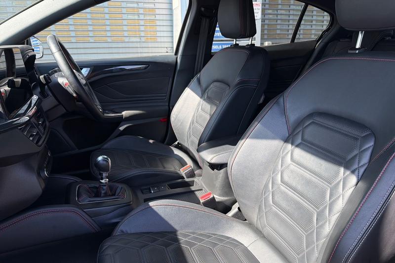 Used Ford Focus 2023 for sale - 78153022: Photo 19