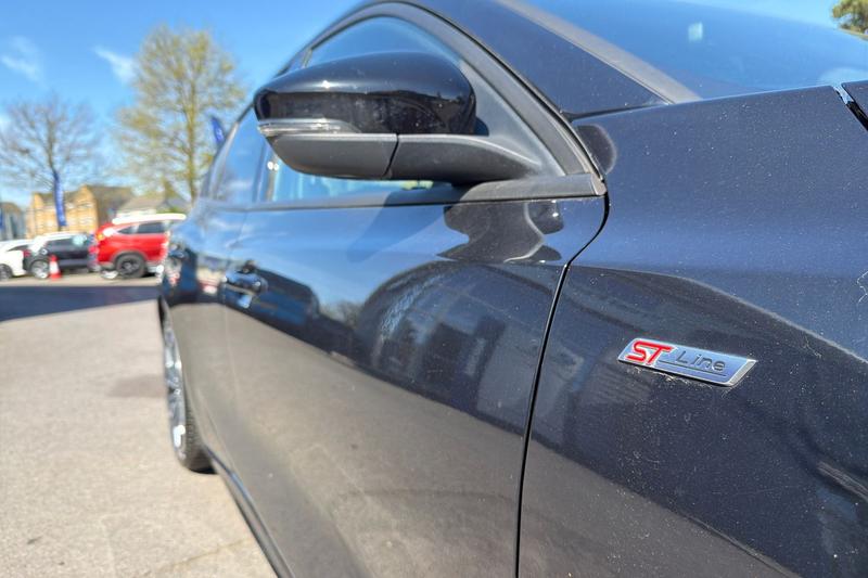 Used Ford Focus 2023 for sale - 78153022: Photo 30