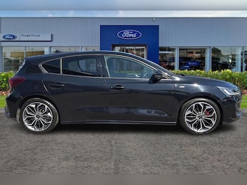 Used Ford Focus 2023 for sale - 78153022: Photo