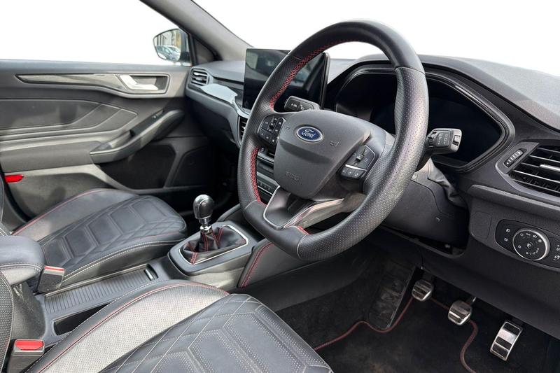 Used Ford Focus 2023 for sale - 77582049: Photo 9