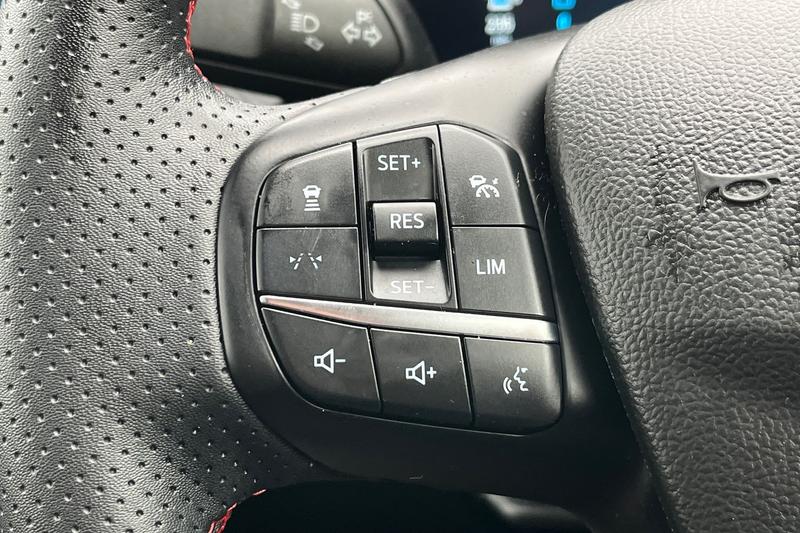 Used Ford Kuga 2024 for sale - 77367700: Photo 32