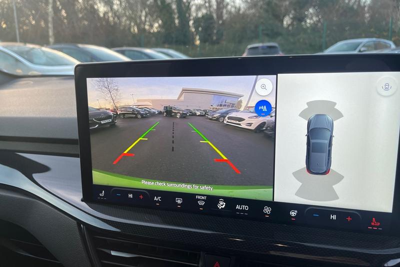 Used Ford Focus 2023 for sale - 76931403: Photo 24